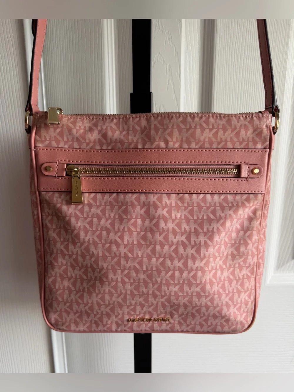 Michael Kors Blush Pink Signature Crossbody Bag  Canvas Women’s